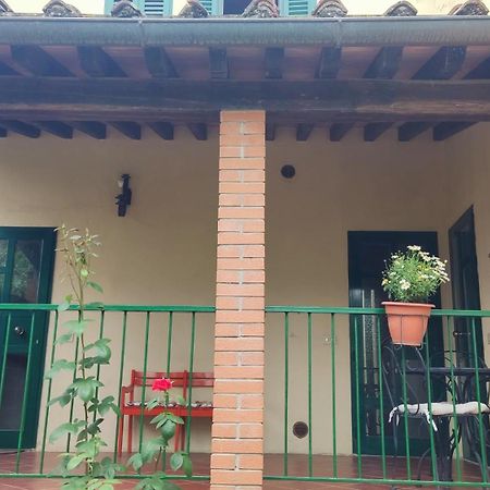 Agriturismo Le Grondaie Сиена Екстериор снимка